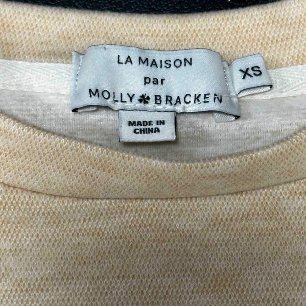 💕Molly Bracken Cream Crewneck Sweater with Heart Accent Size XS - Picture 2 of 8